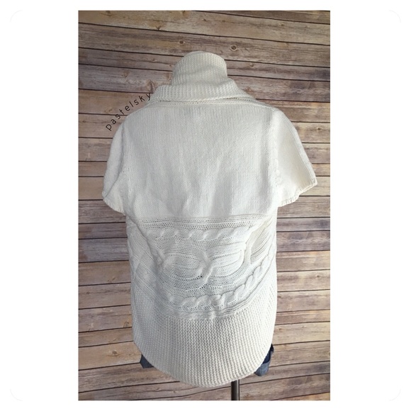 EXPRESS short sleeve knit sweater - Picture 3 of 5